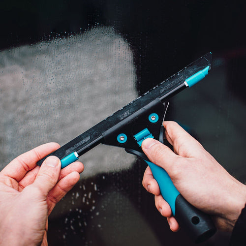 Moerman® Snapper Handle Squeegee Handles