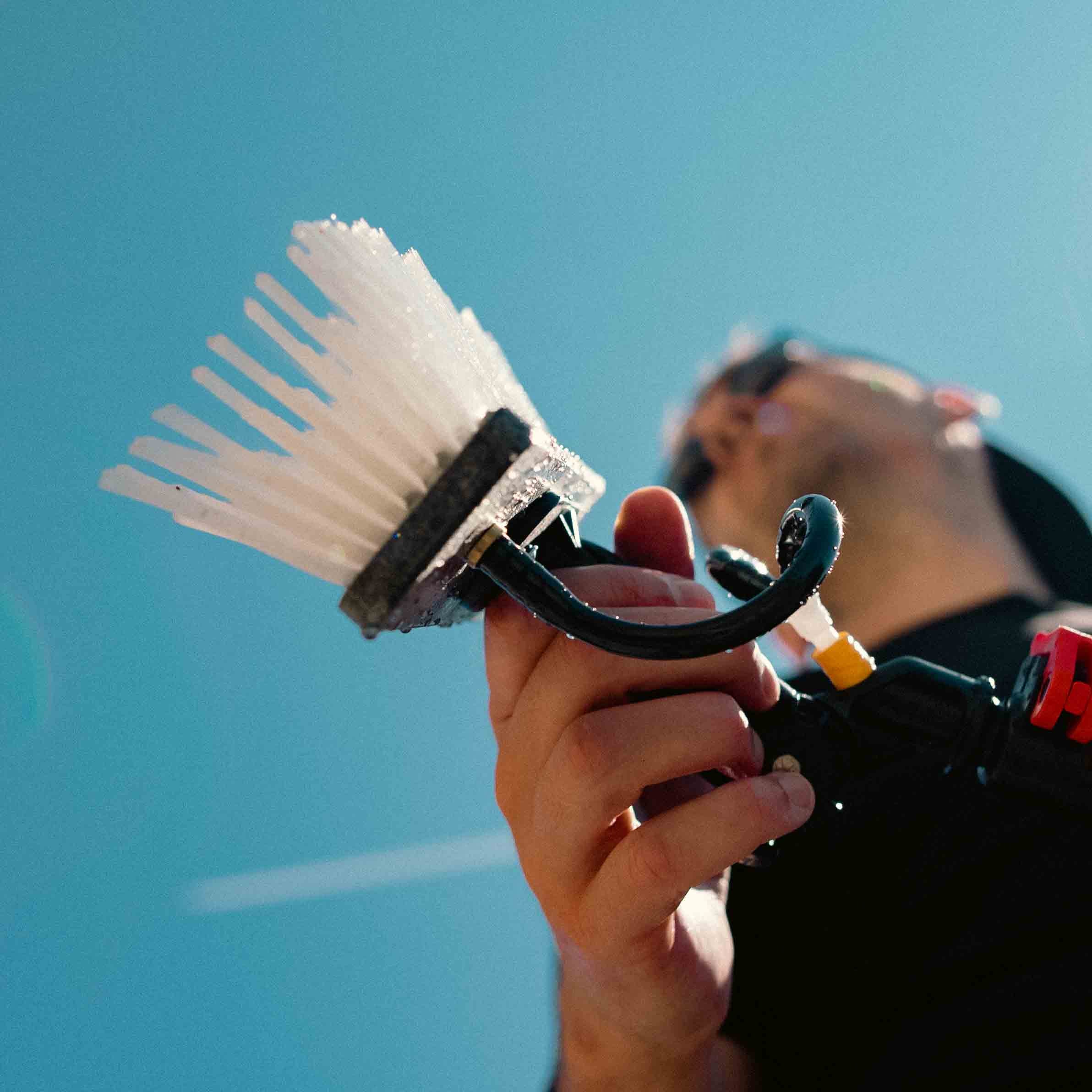 Can I Clean Windows in the Hot Summer Sun?