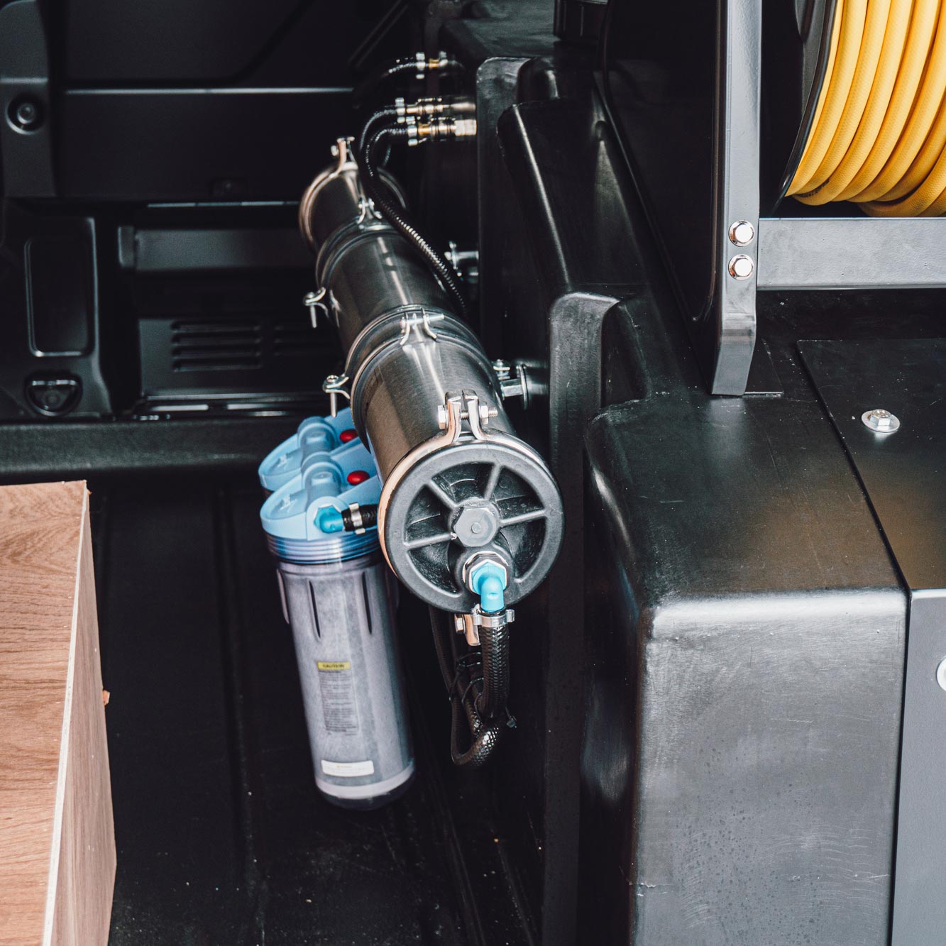 Window Cleaning System - Van Mounted