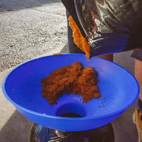 Blue Resin Funnel for DI Vessels Resin and Vessels