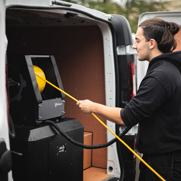 FaceLift® Compact 325 Water Fed System