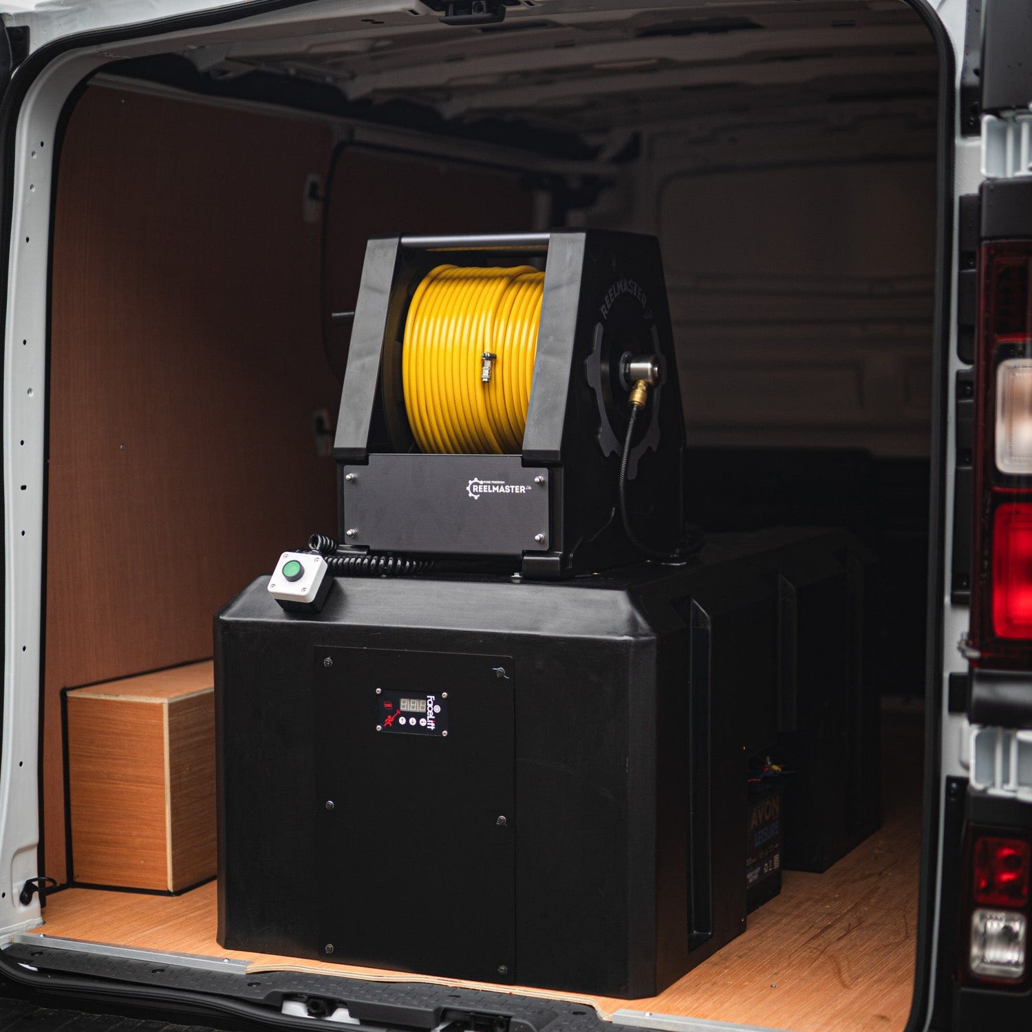 Pure Freedom ReelMaster™ Lite Powered Hose Reel Hose Reels