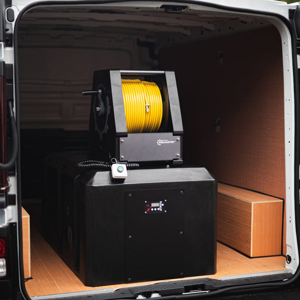 FaceLift® Compact 325 Water Fed System