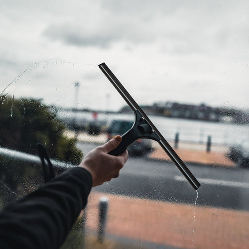 Ettore® Ledge Eze Handle Squeegee Handles