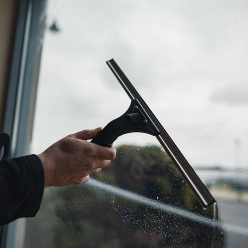 Ettore® Ledge Eze Handle Squeegee Handles