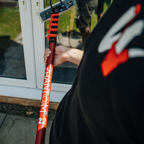 FaceLift® Phantom Hybrid Water Fed Poles